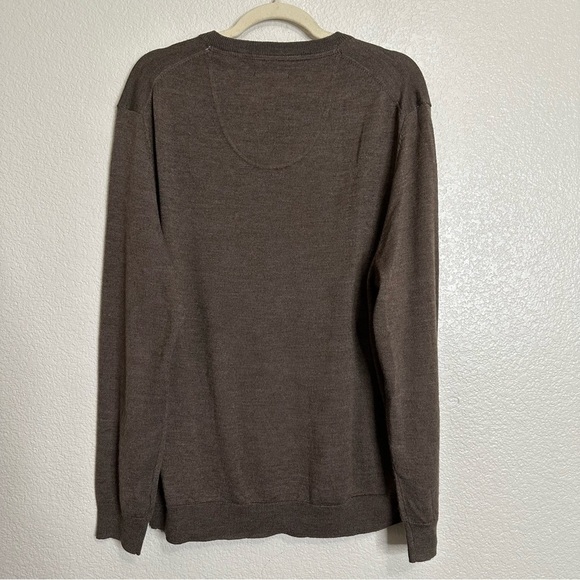 Club Room Merino Wool Blend Brown V-Neck Men's Sweater, Sz Large - Picture 5 of 10
